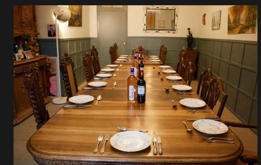 The Old School House Hotel Céaucé Bagian luar foto